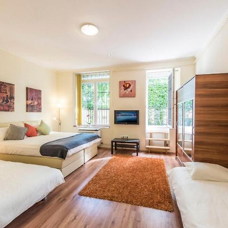 Kaz7 Kazinczy Apartment Budapest Luaran gambar