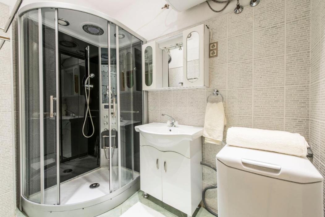 Kaz7 Kazinczy Apartment Budapest Luaran gambar